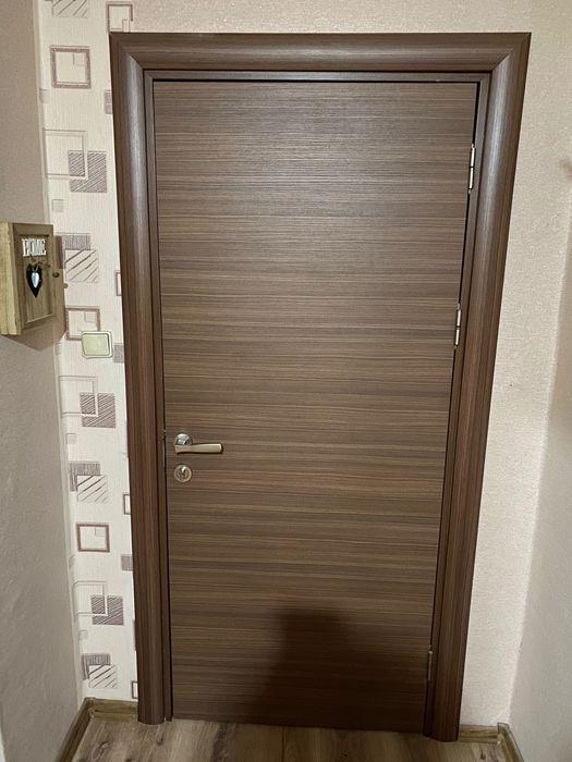 Интериорна врата