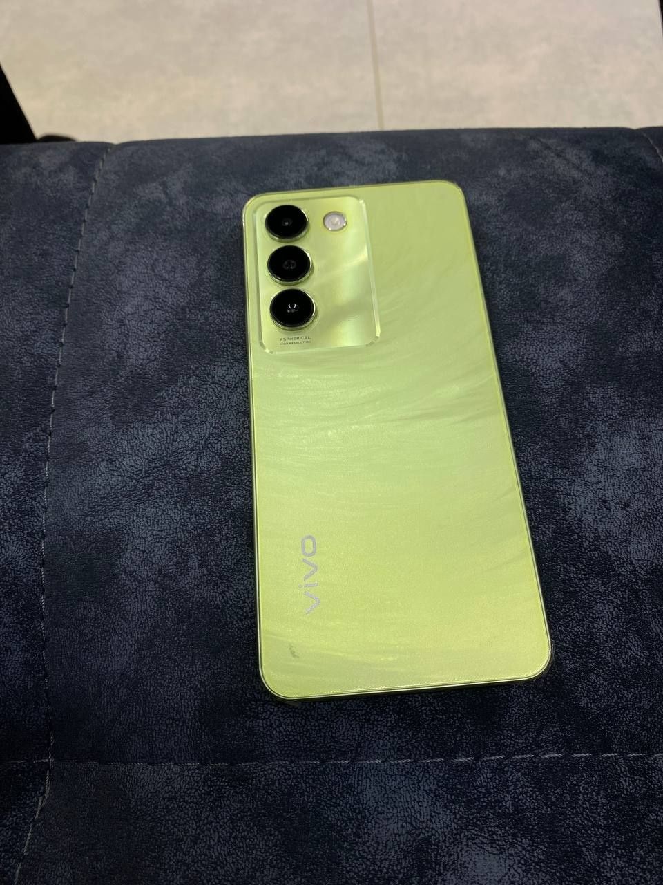 Vivi Y 100 8/256 Gb
