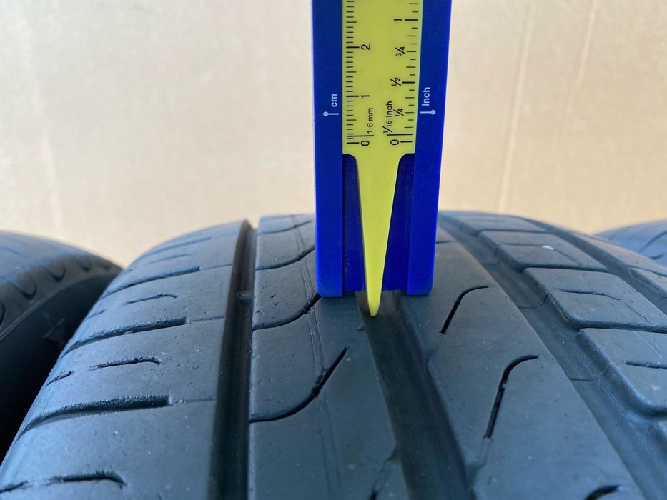 225/45/18 si 255/40/18 Pirelli 4 Anvelope