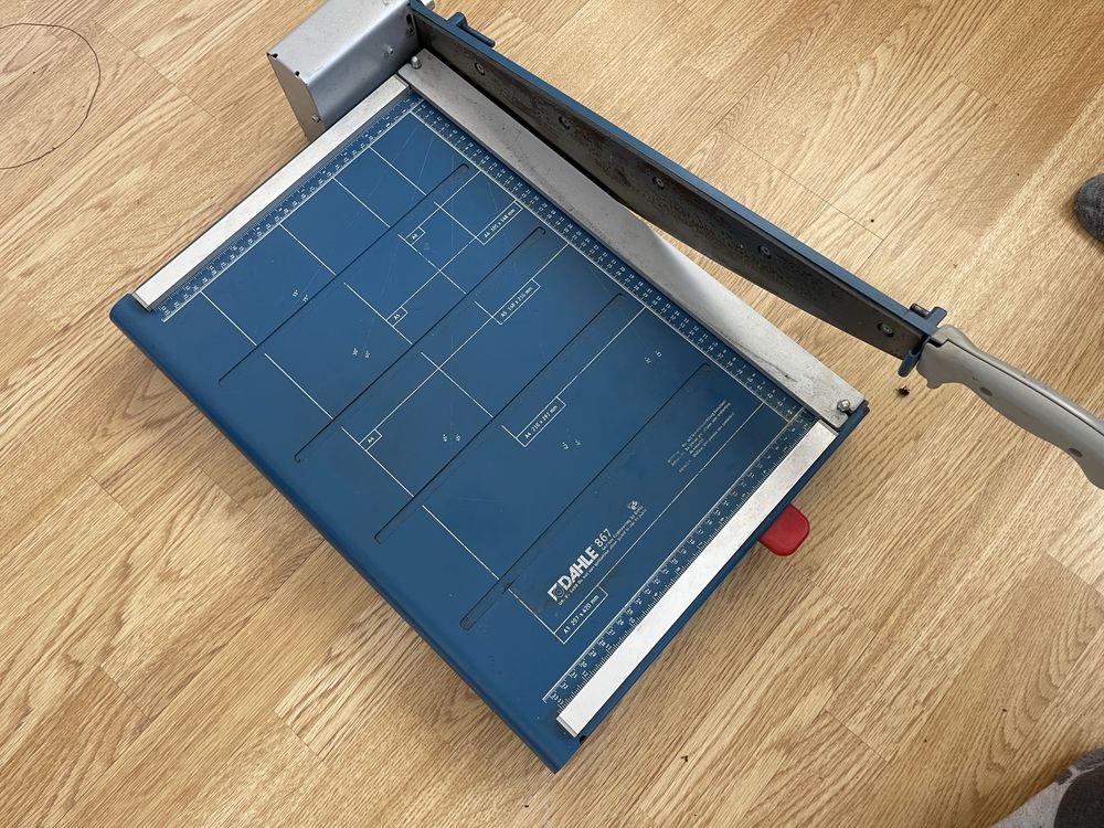 А3 Професионална гилотина за хартия dahle867