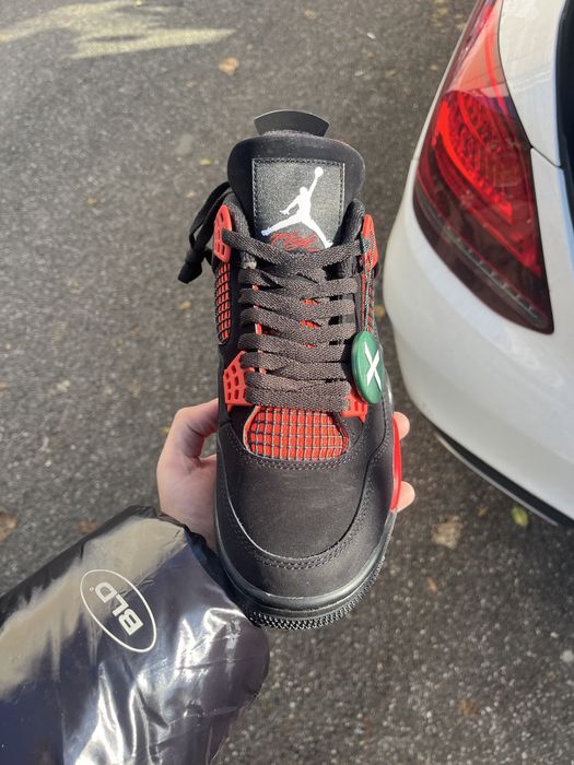 Jordan 4 Red Thunder
