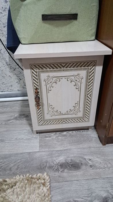 Spalniy mebel sotiladi