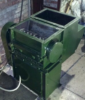 Дробилка для пластика, бутылок, канистр, пленки, крышек, вторсырья