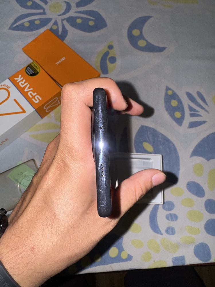 Tecno spark 20 pro+