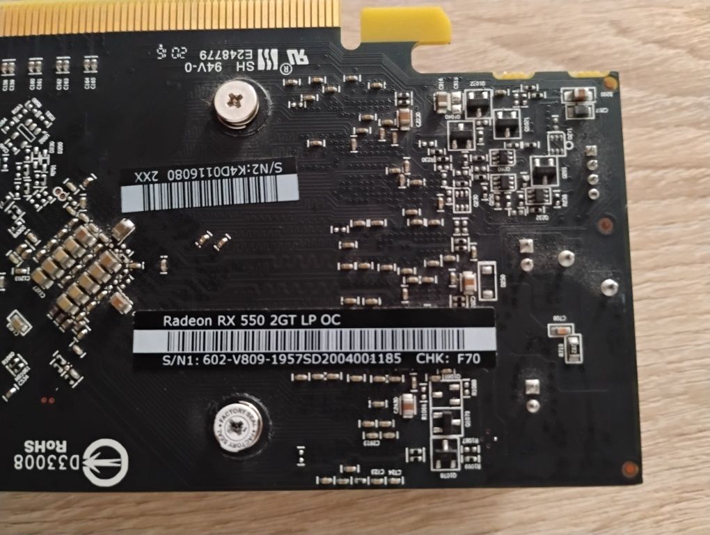 Placa video MSI 2 GB ddr5