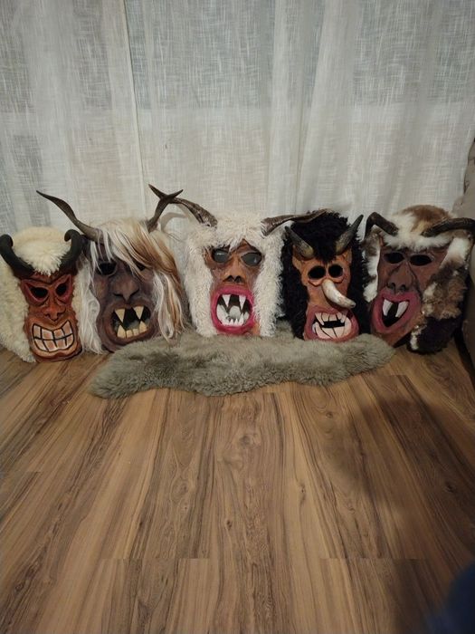 Изработвам Кукерски/ Сурвакарски маска