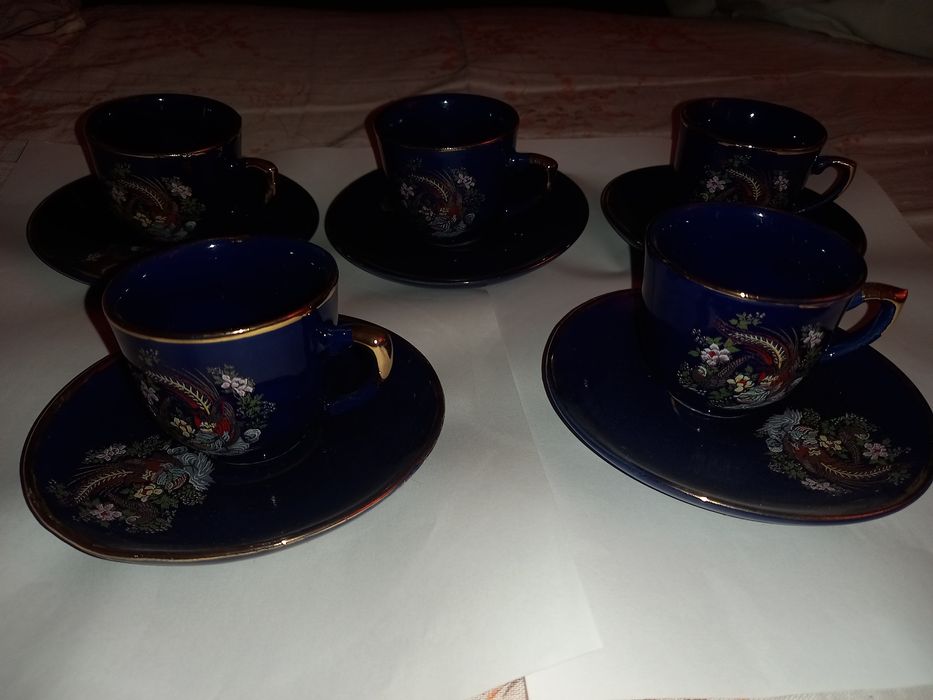 Set 5 cesti+ 5 farfurioare de portelan