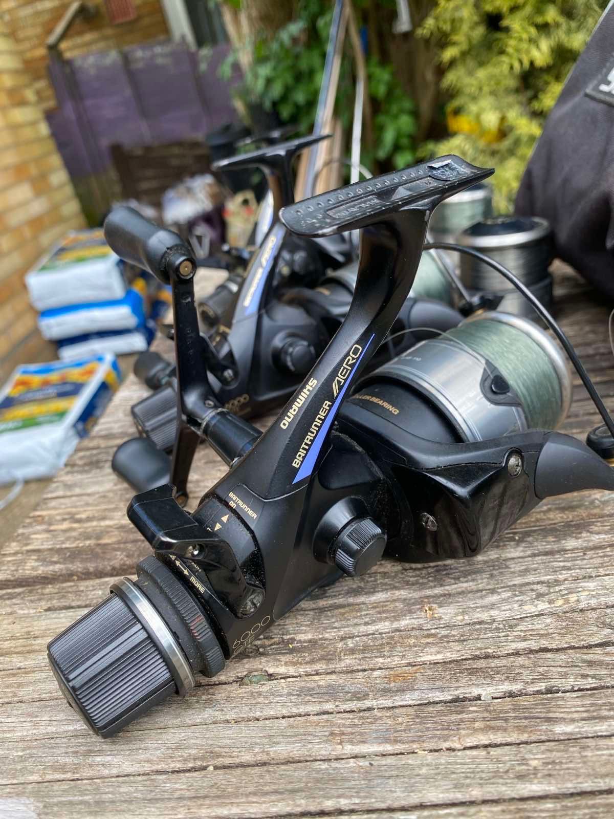Макари Shimano с резервни шпули и калъфи – отлично състояние