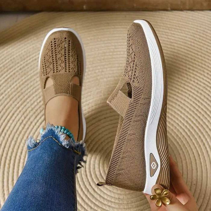 Дамски обувки голям размер 42