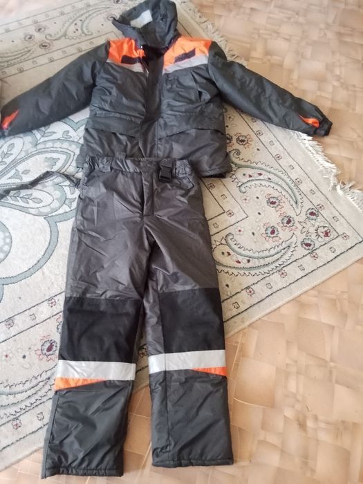 Продам спецодежду зимнюю