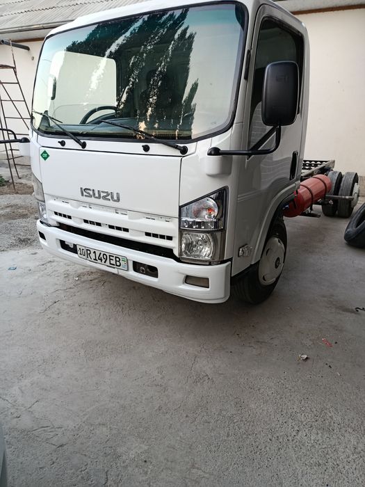 Isuzu sotiladi ishga tayor