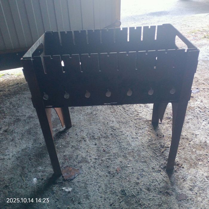 Продам мангал разборный .