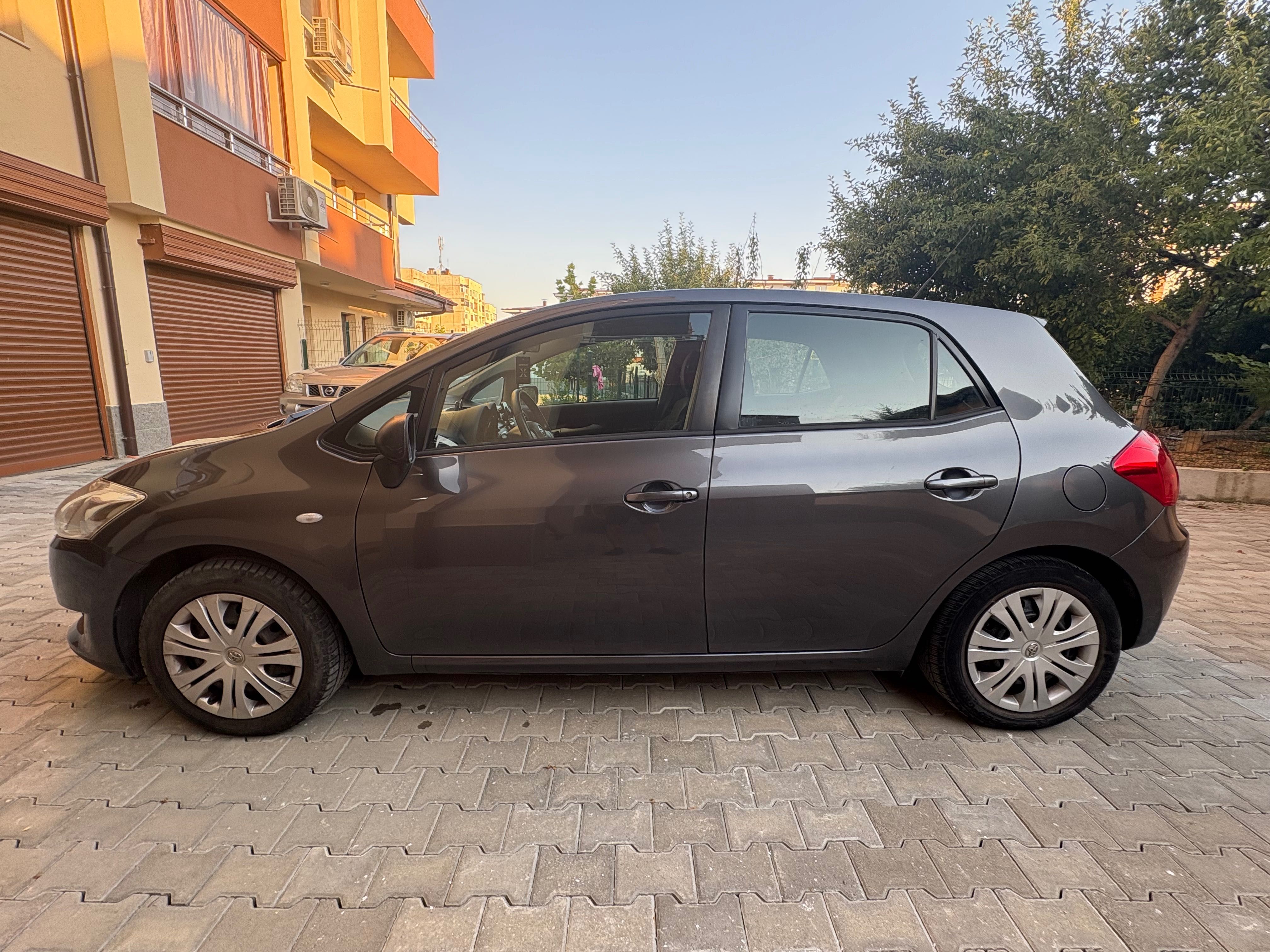 Toyota Auris 2.0 126 к.с.