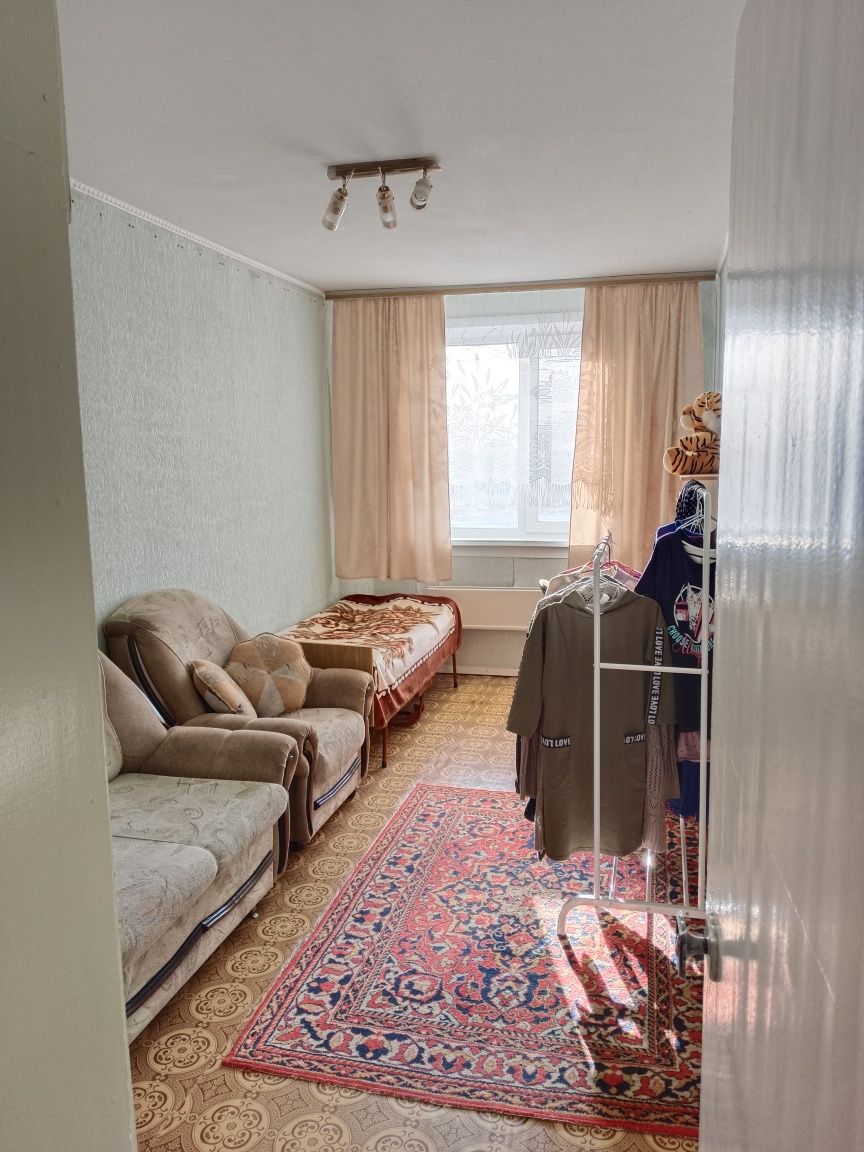 Продам 2 х комн квар,  п. Заводской. ул. Талгат Бегельдинова. дом 35..