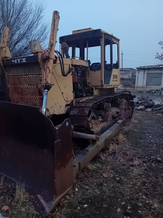 Продаётся бульдозер гусеничный ЧТЗ