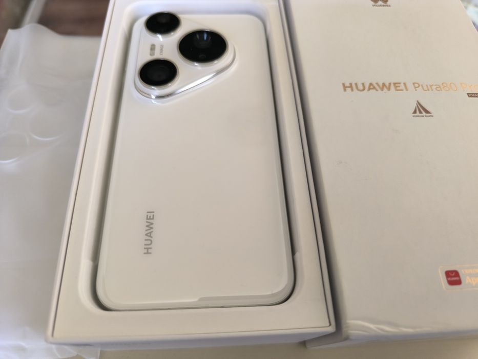 Vând/Schimb Huawei Pura 80 Pro model Glazed White 512 GB 12 GB