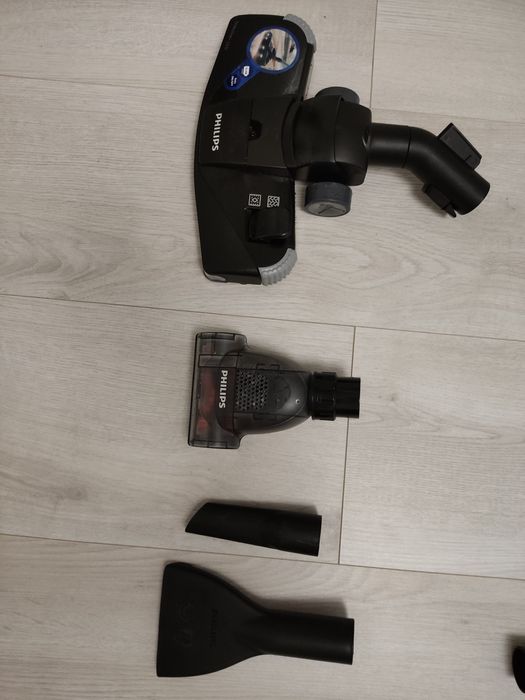 Aspirator fara sac PHILIPS PowerPro Active