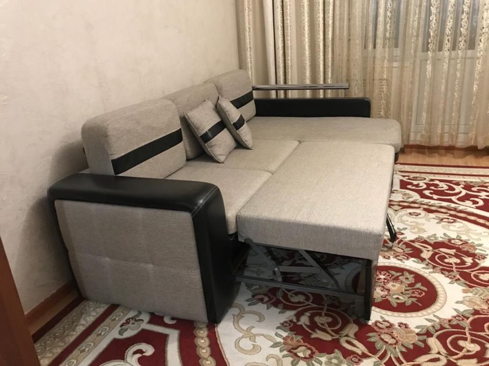 Диван в хорошем состояний