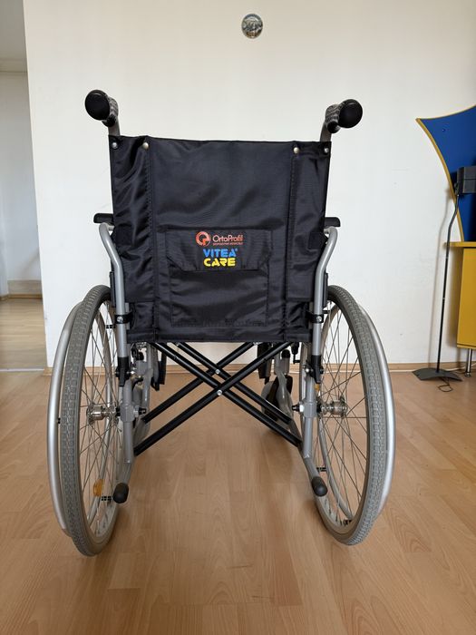 Scaun cu rotile in stare perfecta