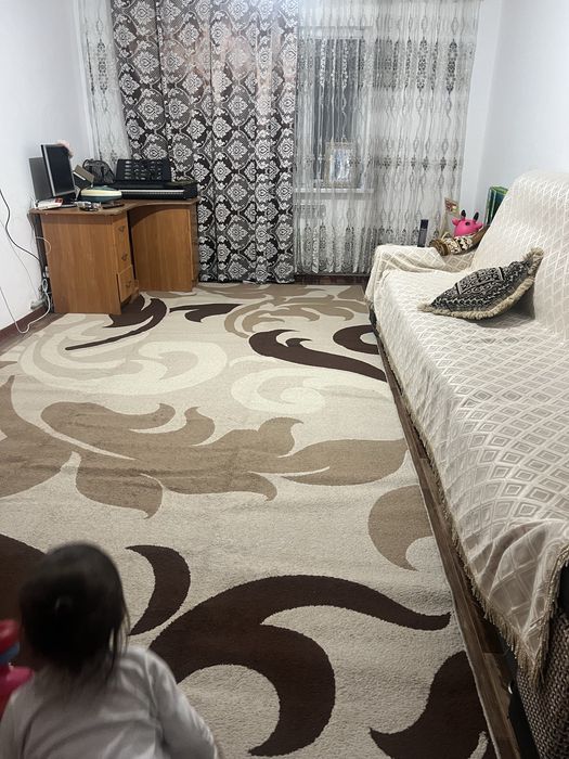 Продам диван. И штор