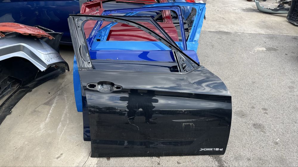 BMW X1 E84 предна дясна врата