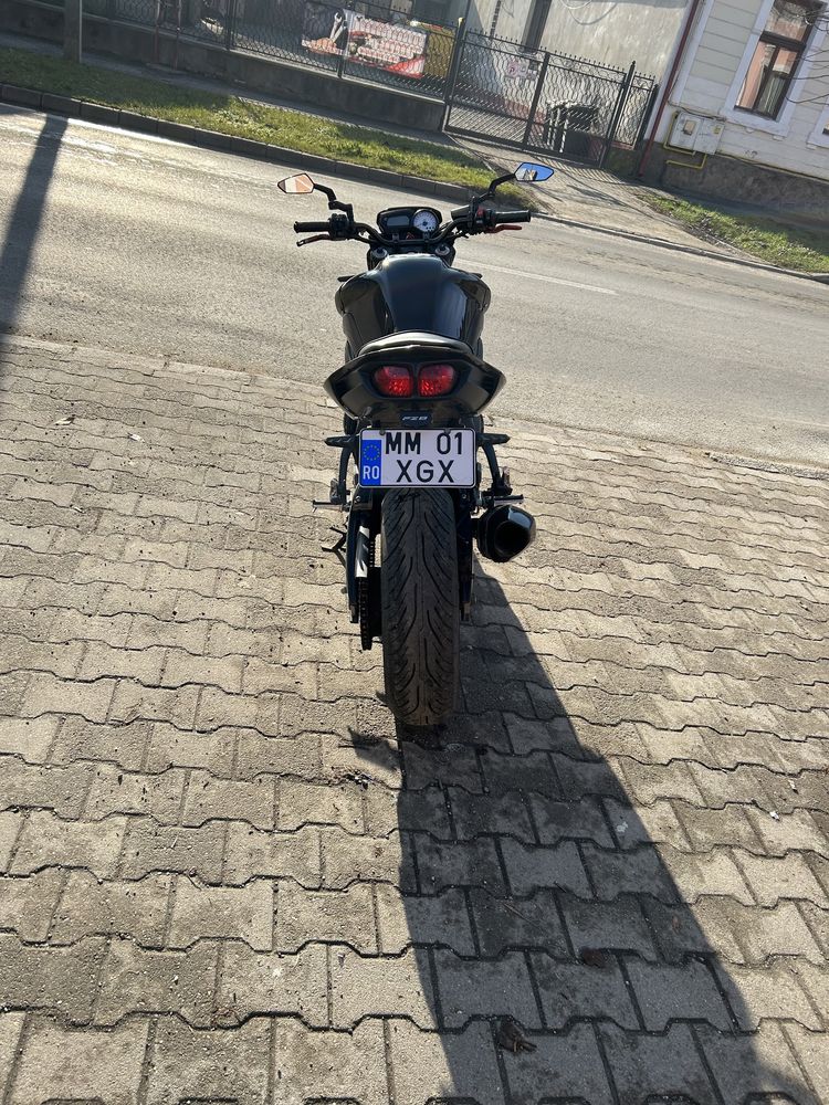 Yamaha FZ8  2012