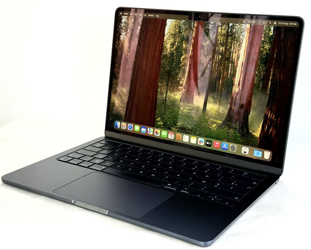 НОВ! Apple MacBook Air 15 M3 2024 8RAM 256GB Midnight Гаранция!