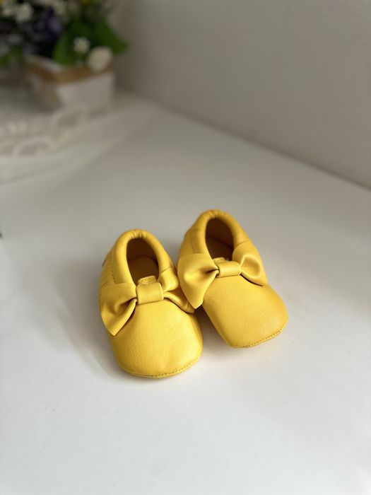 Лот Бебешки обувки за момиченце 0-6 месеца