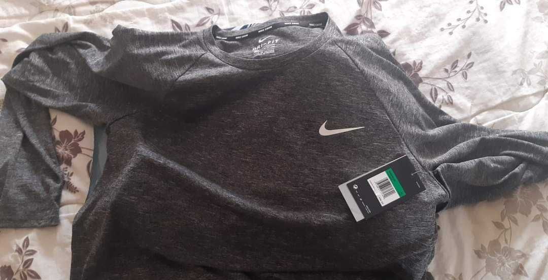 Nike dri fit блуза