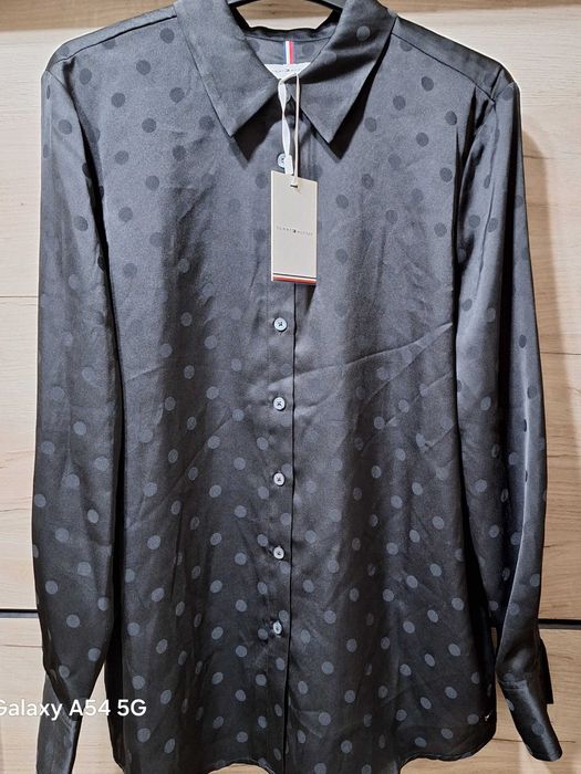 Haine damă, Calvin Klein si Tommy Hilfiger