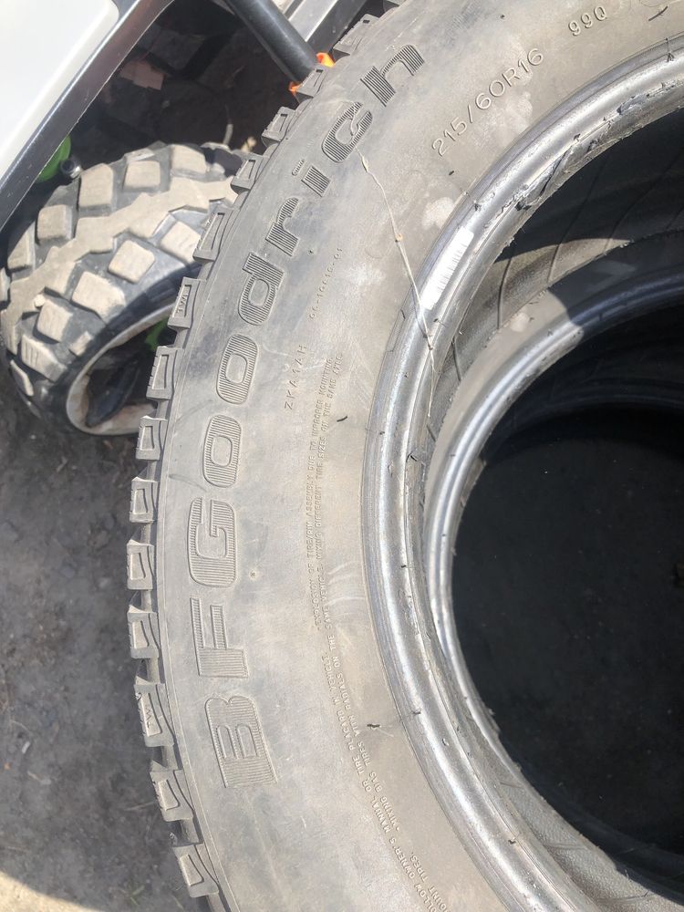 Продам шины 215/60/16