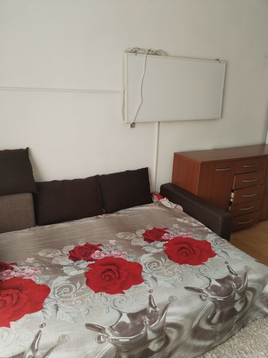 Garsoniera de vanzare,Tractorul-Coresi