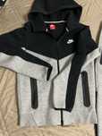 Горнище на Nike Tech Fleece 2024