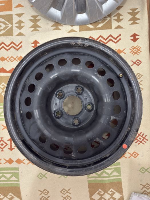 Продам Штамповки с колпаками