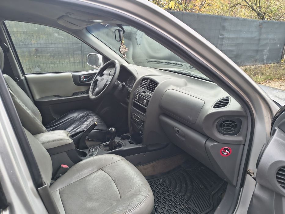 Vând Hyundai santa Fe