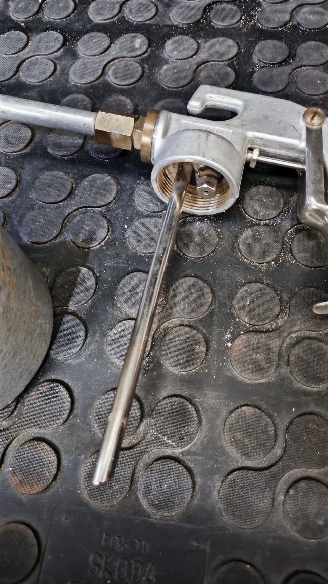 SATA HRS кухинен пистолет. за пръскане на антикорозионни шагрени