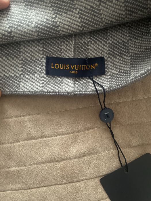 Caciula louis vuitton noua