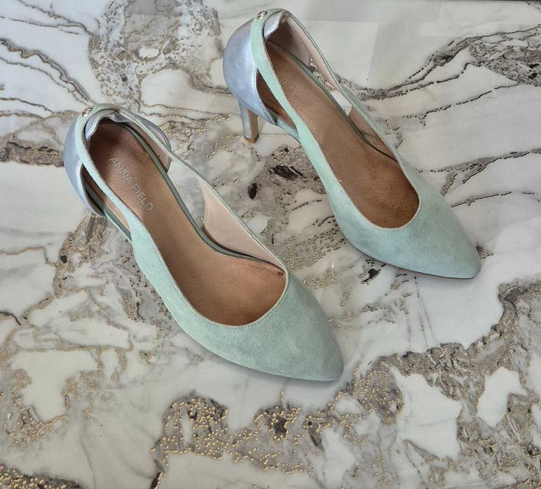 Pantofi cu toc de ocazie marimea 38