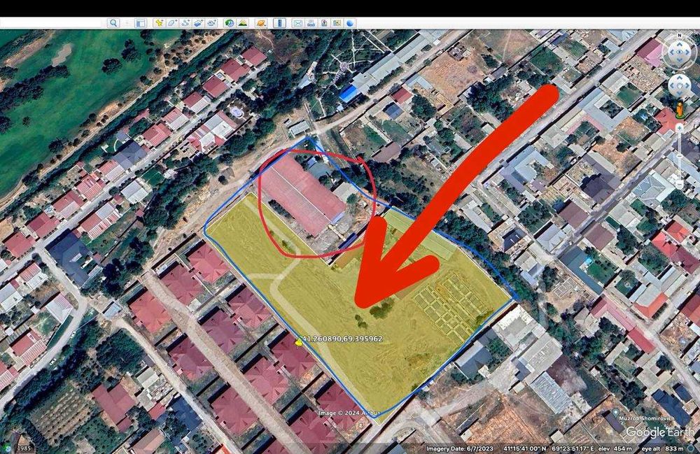 Земля Янги Узбекистан ориентир Гольф клуб 1,5 гектара, документы есть