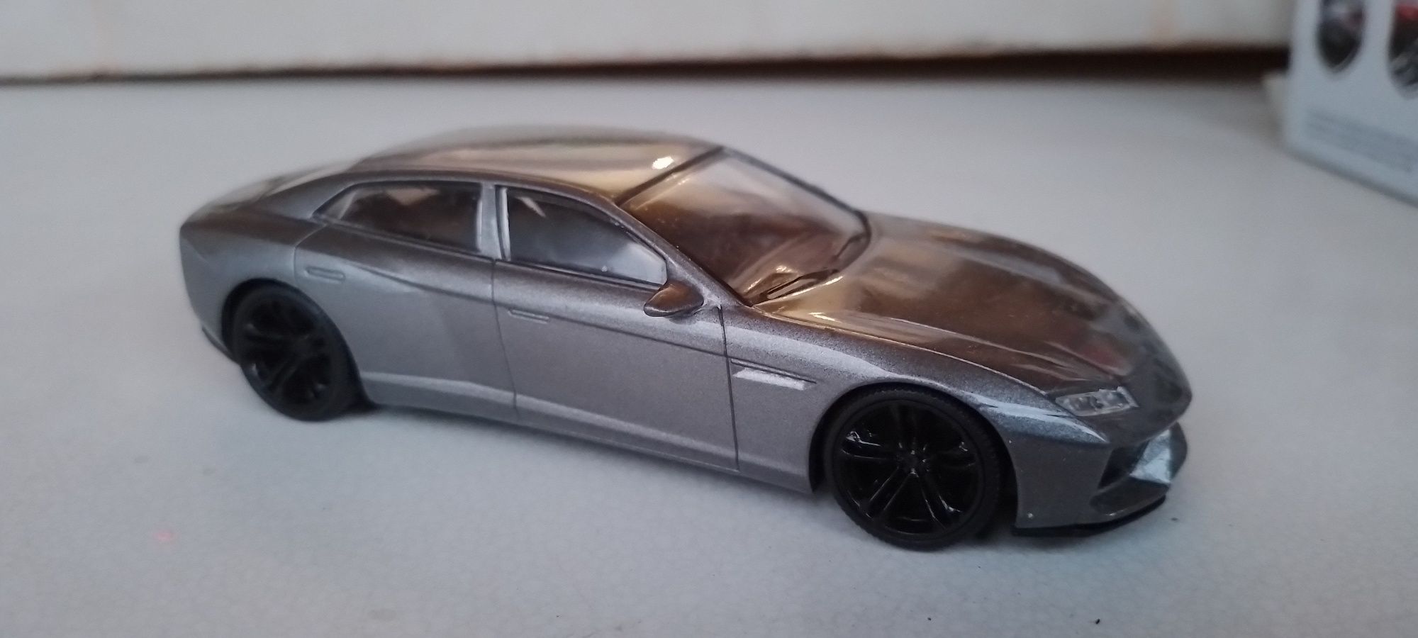 Lamborghini Estoque, мащаб 1/43