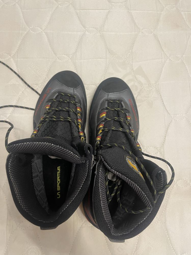 La sportiva обувки
