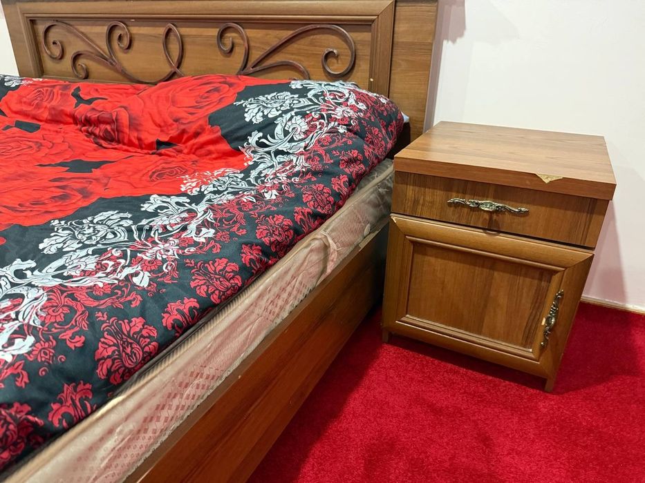 Mebel b/u xolati o'rta