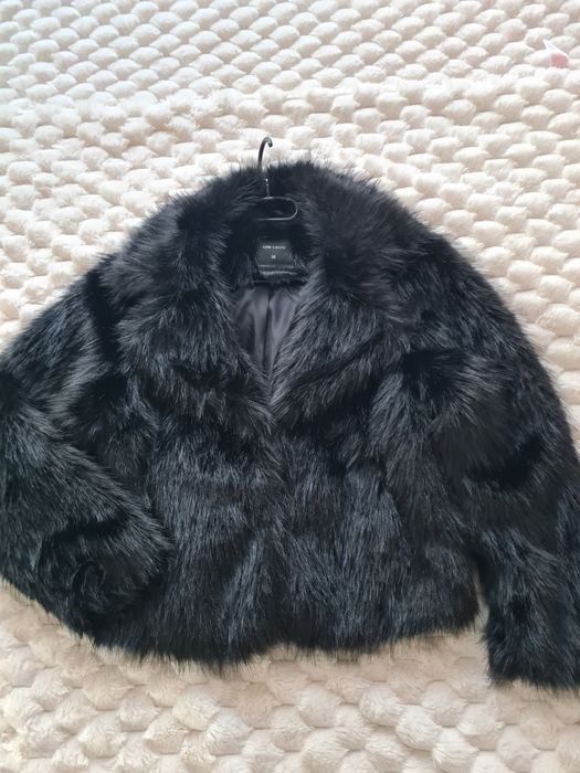 Палто в черно S размер