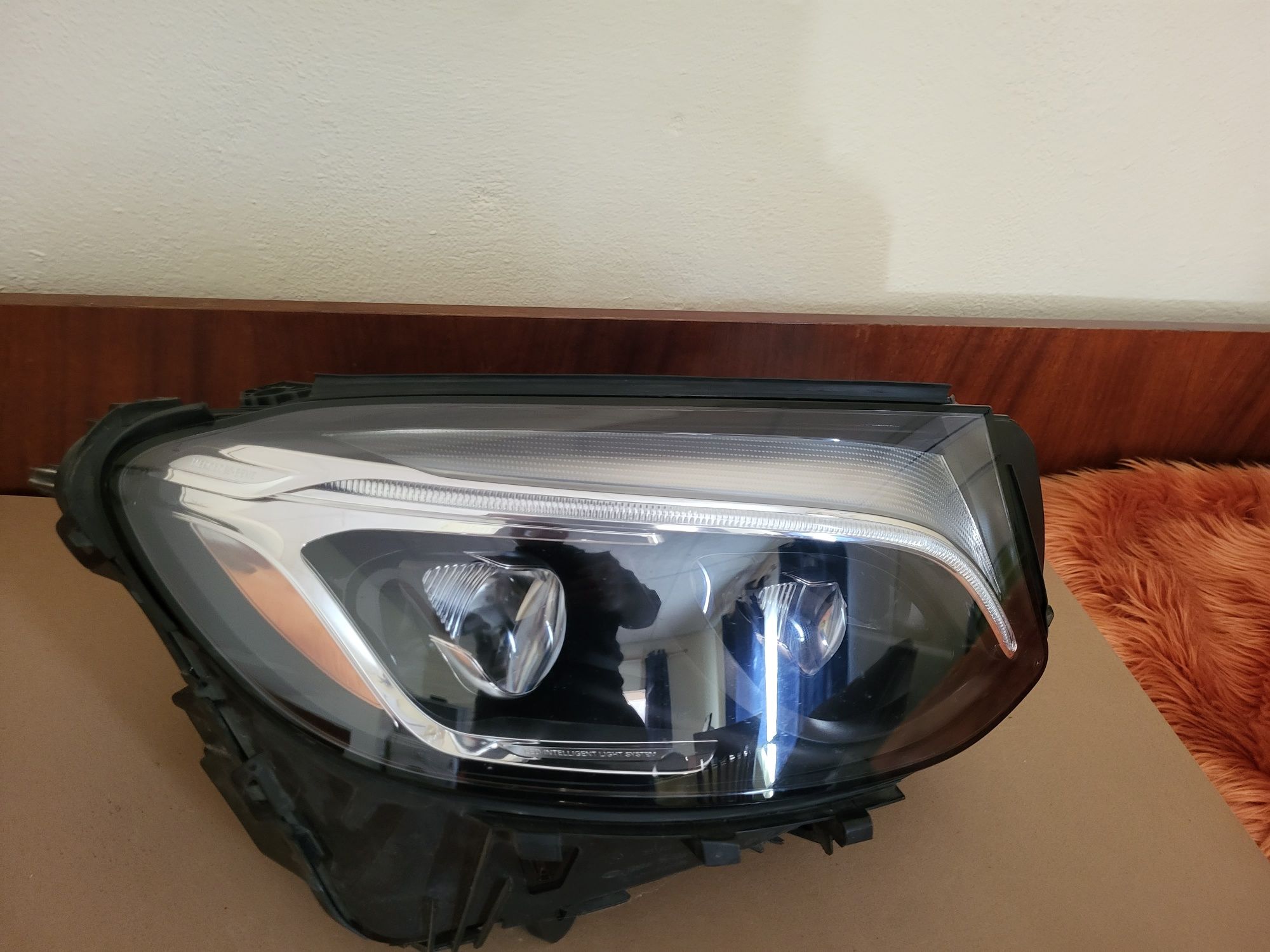 Десен фар фарове Мерцедес W253 X253 GLC LED mercedes 253