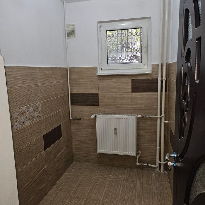 Proprietarvand apartament 2 camere Drumul taberei, Poiana muntelui