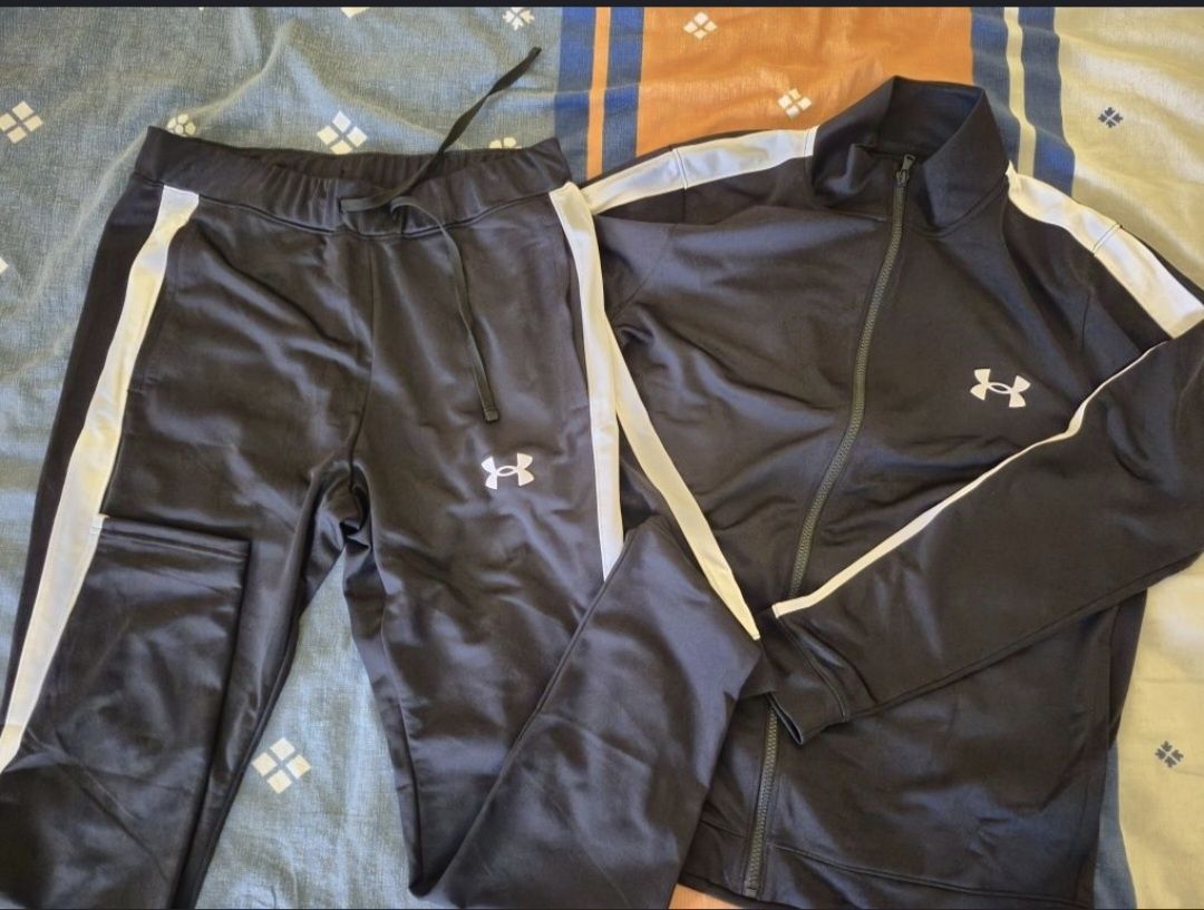 Мъжки екип Under Armour L (нов)