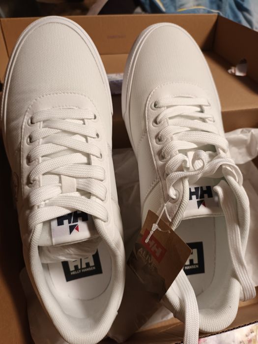 Мъжки маратонки Хели Хенсън!!!