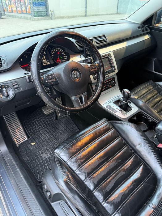 Vând Passat Rline 2.0 tdi breack full 2010