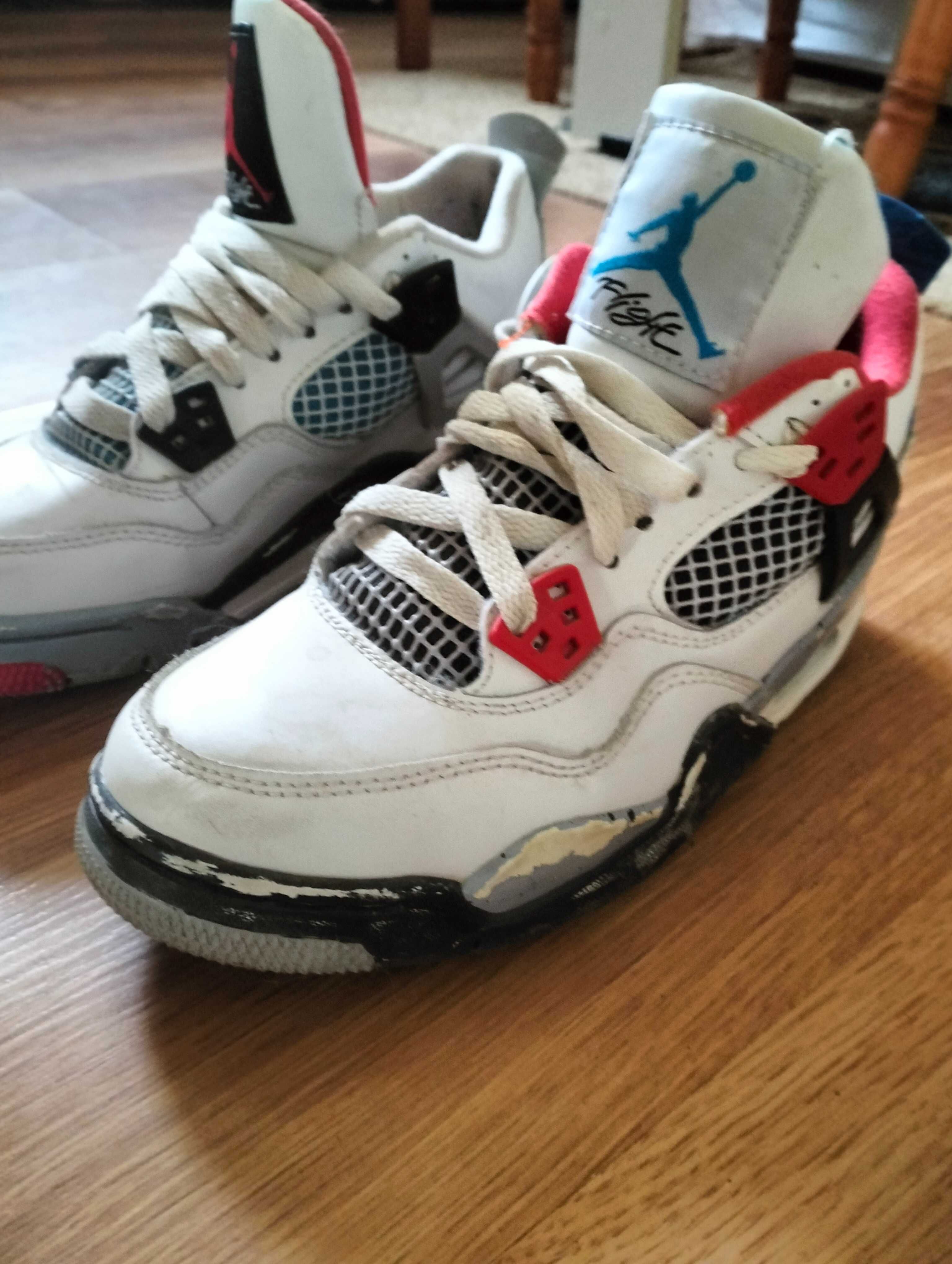 Jordan 4 utilizati
