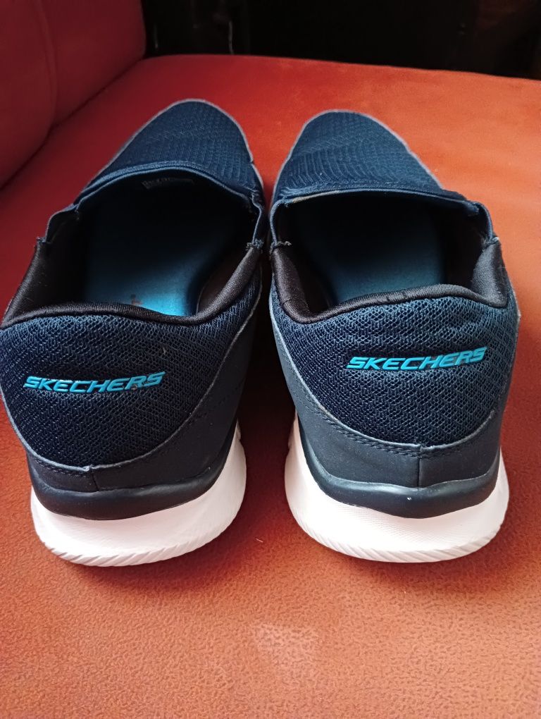 Спортни обувки Skechers 43